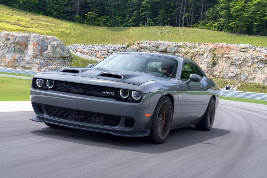  Dodge Challenger SRT Hellcat (LC) 2018 года  (фото 16 из 25)